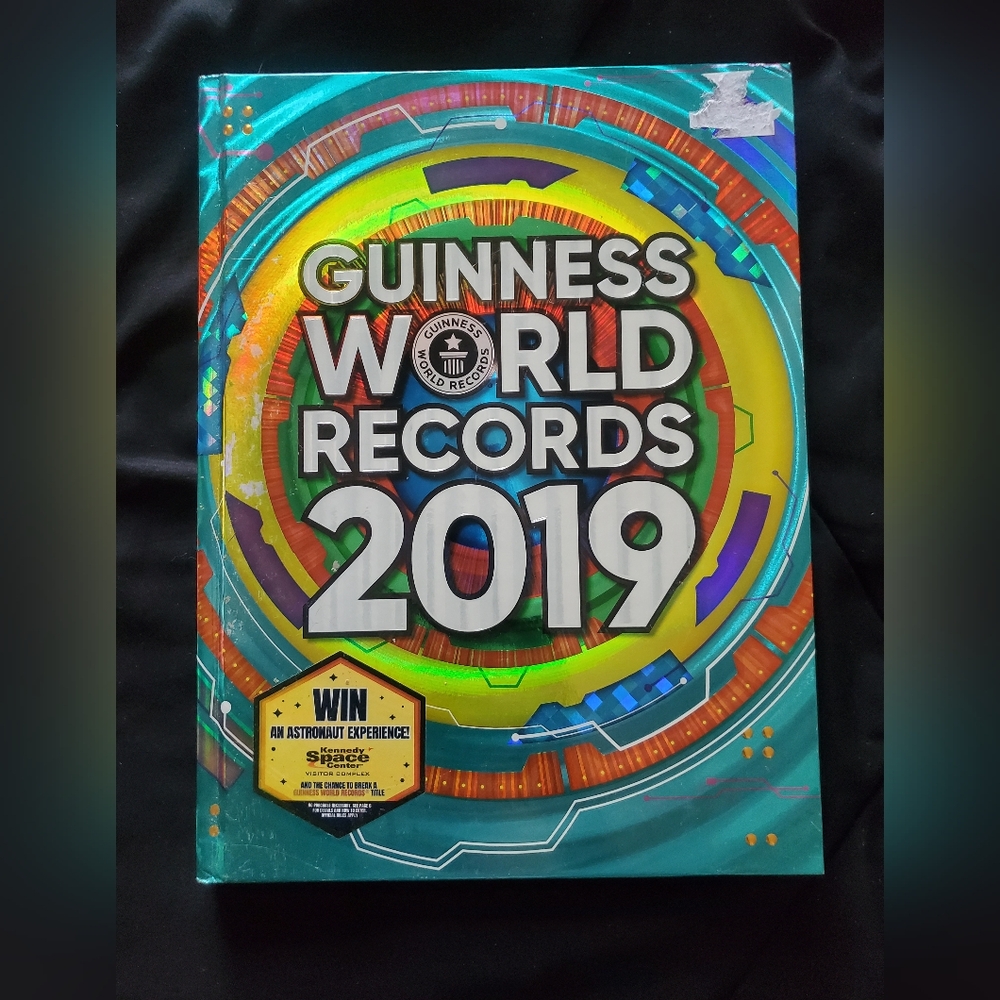 📚 Guinness World Records 2019